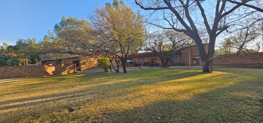 Commercial Property for Sale in Waterglen A H North West